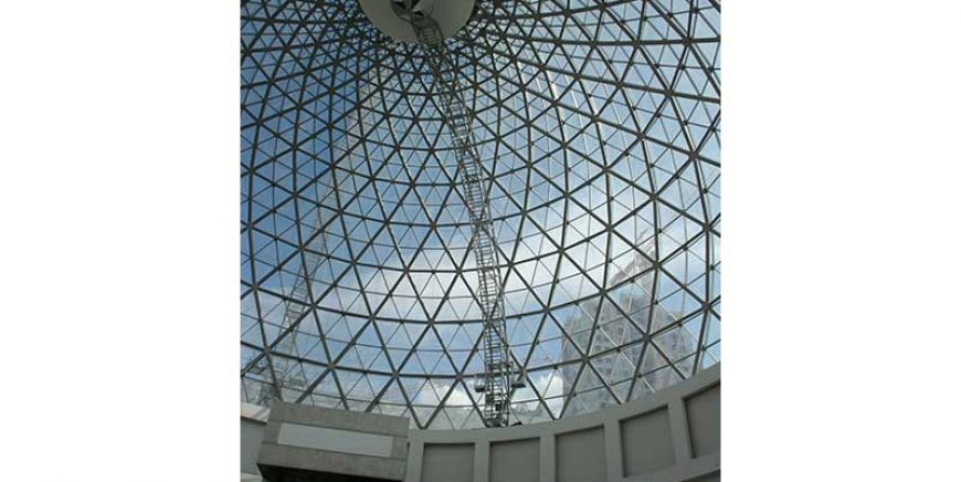 Gökyüzü Kubbesi Köprüsü