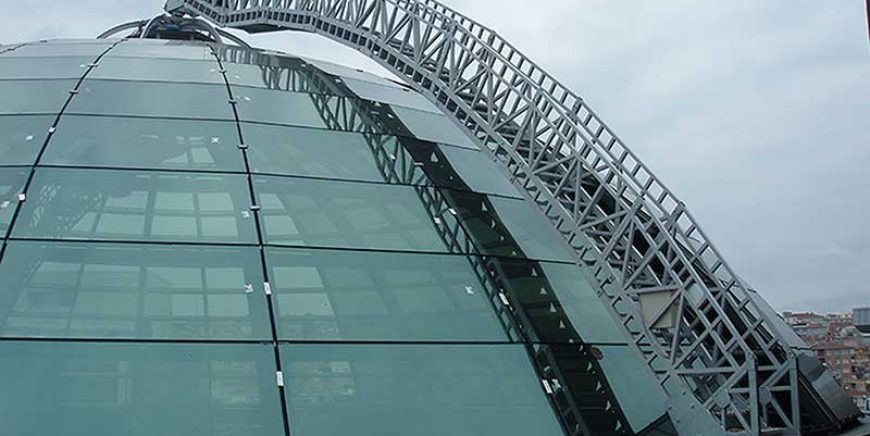 Gökyüzü Kubbesi Köprüsü